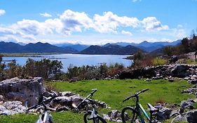Bobija Village Skadar Lake